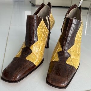 Women’s Crocodile Boots